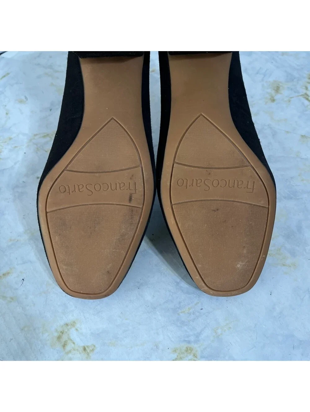Franco Sarto signs tread